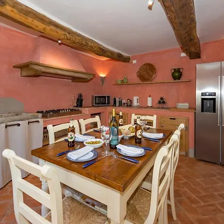 Villa Casale Mola Capannori